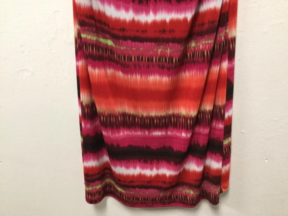 Vestido brillante para mujer talla mediana rojo negro look en capas sin mangas anotaciones 27 Foto 4 de 4