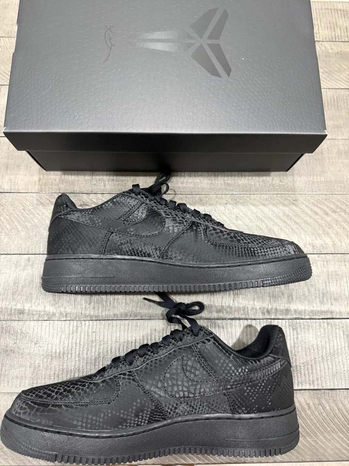 Size 12 - Kobe Bryant x Nike Air Force 1 Low Triple Black - Image 2 of 4