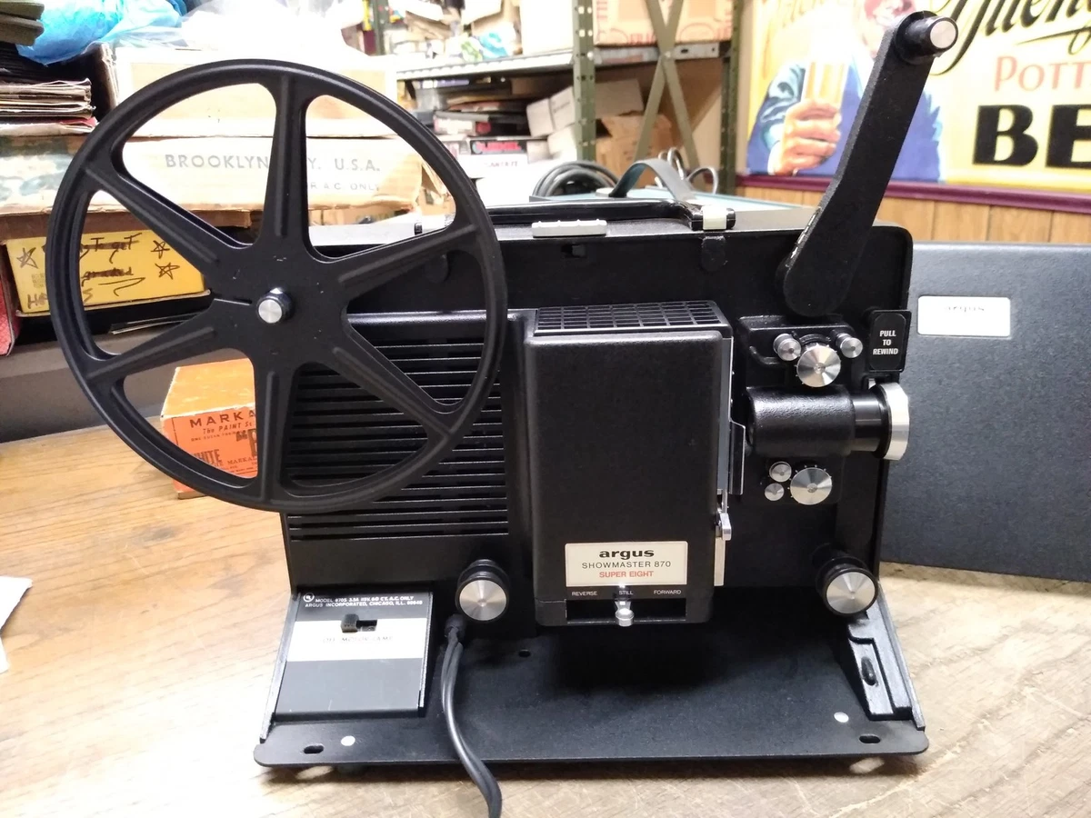 Projecteur De Films Super 8 À VENDRE! - FR
