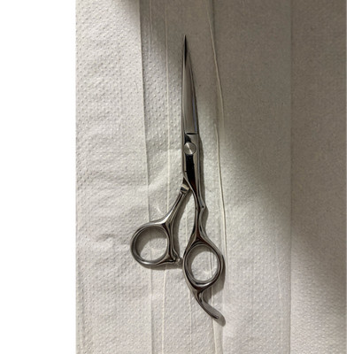 Japanische Friseurschere aus Edelstahl silber mit Fingerhaken