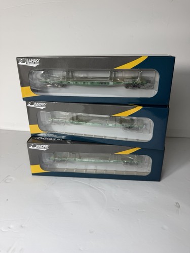 Coche plano Bowser HO F-30a Penn Central #701482 y #701550 y #702058 | Condition: New