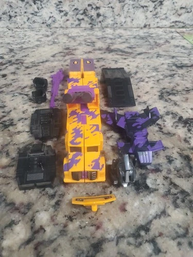 Hasbro G1 Transformers Onslaught Bruticus 1986 Action Figure