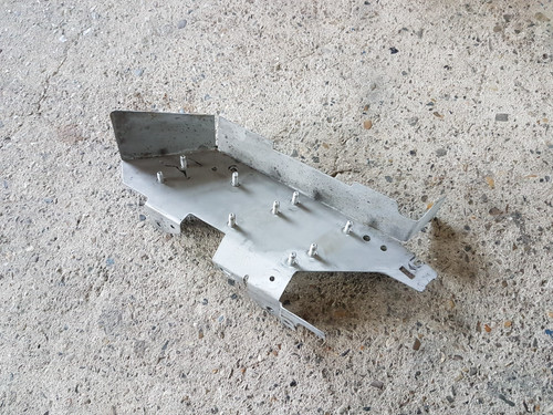 BMW 1er E81 E82 E87 E88 123d N47S Halter Unterdrucksteuerung-Turbolader 7823403