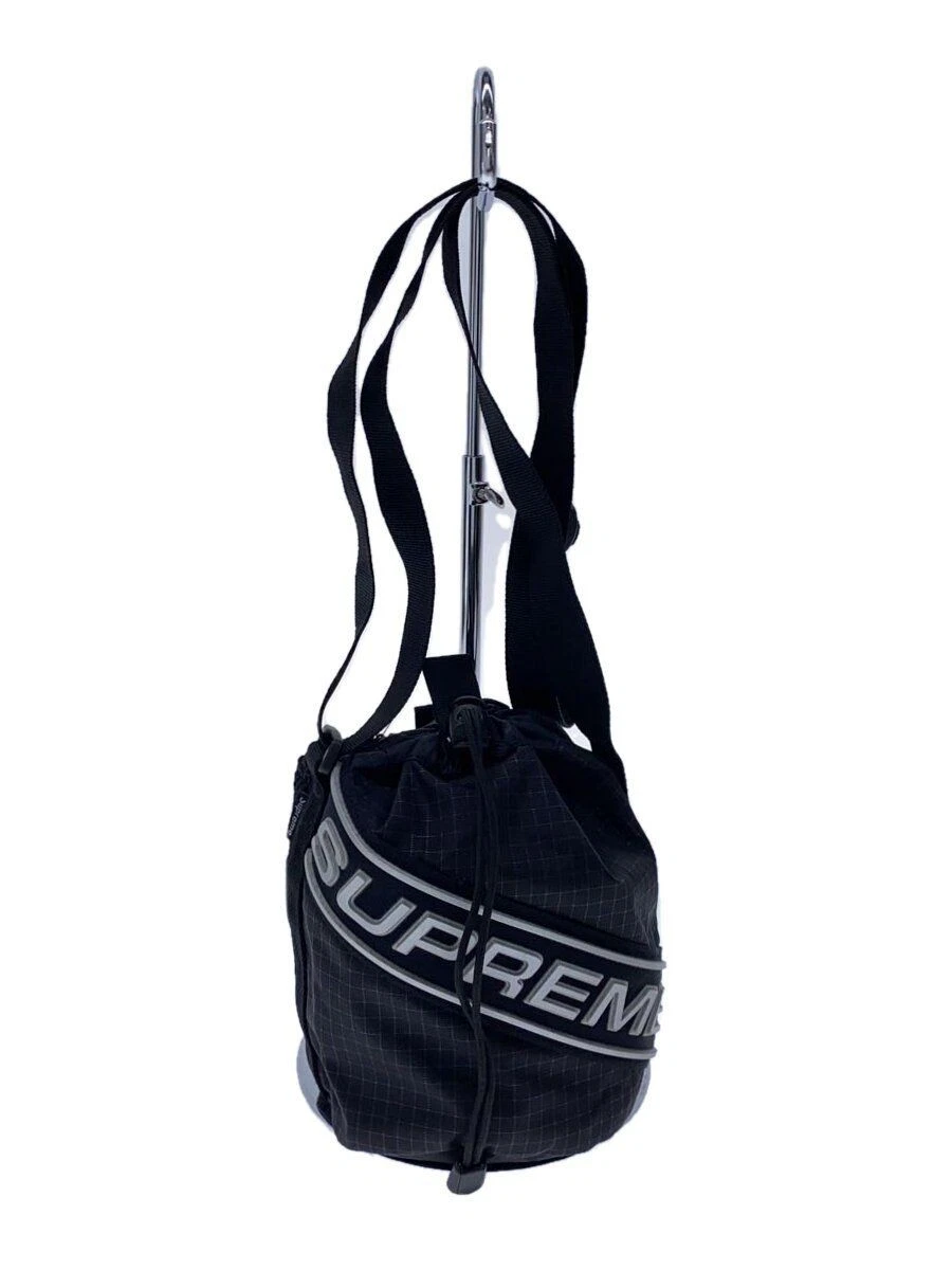 Sac bandoulière Supreme nylon noir occasion