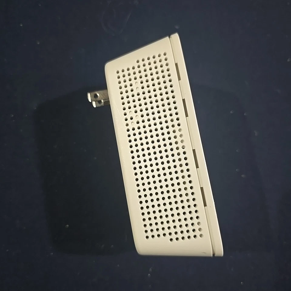 Linksys Max-Stream RE7000 WiFi Range Extender AC1900 Gigabit Booster - Image 3 of 4