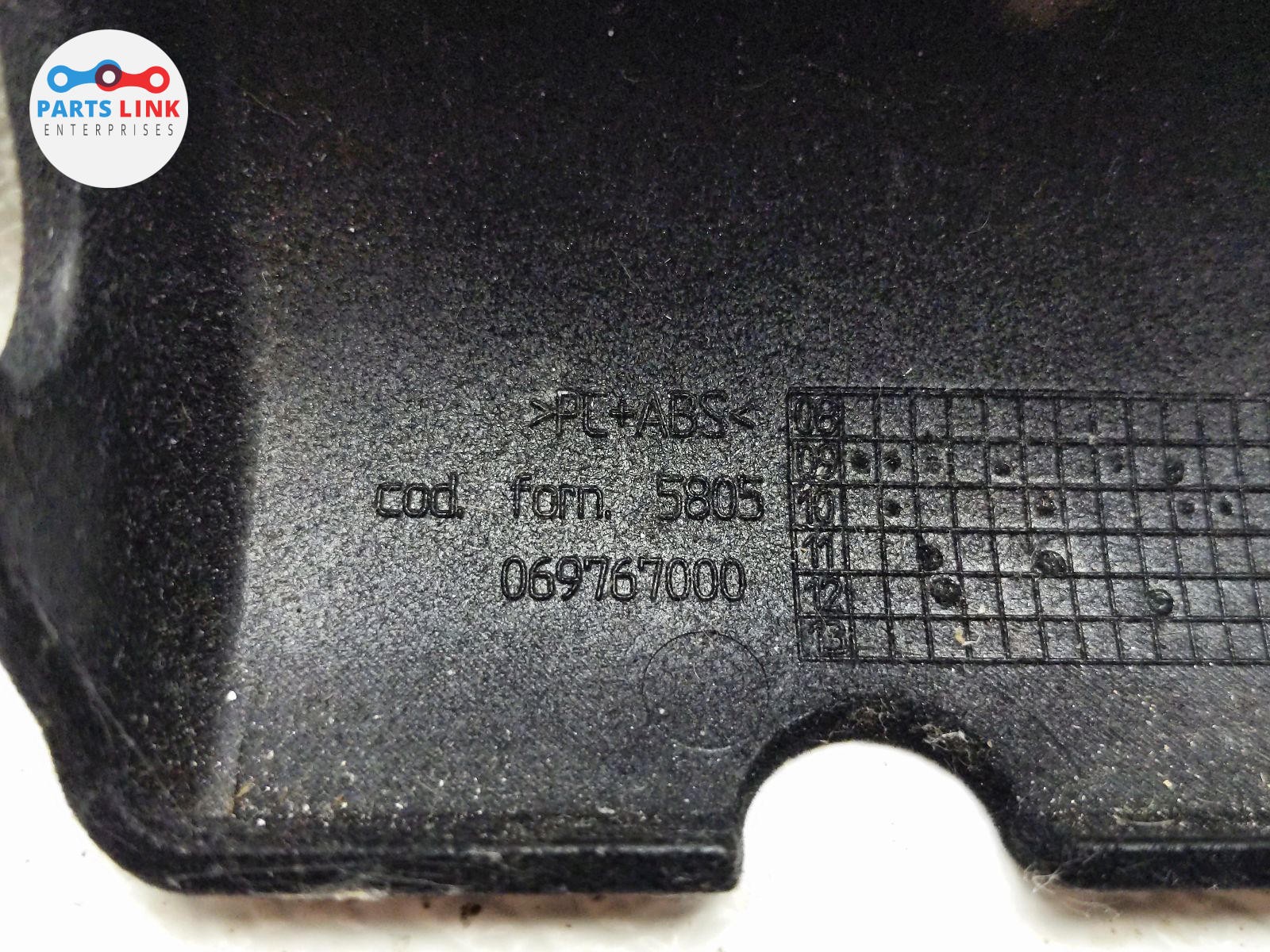 Ferrari California 2012-2014 LEFT Center console
