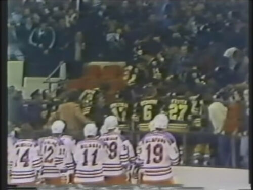 Risse di compensazione panca vintage anni '70 e '80 - DVD combattimenti di hockey - FANTASTICO - Foto 1 di 2