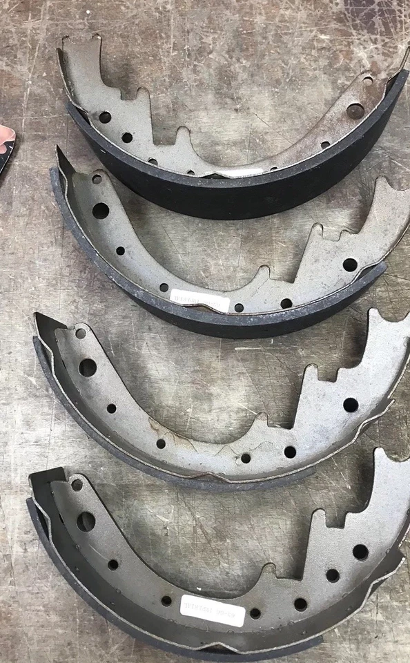 Pastillas de freno Chrysler Imperial 1963-67 nuevas de stock Foto 3 de 4