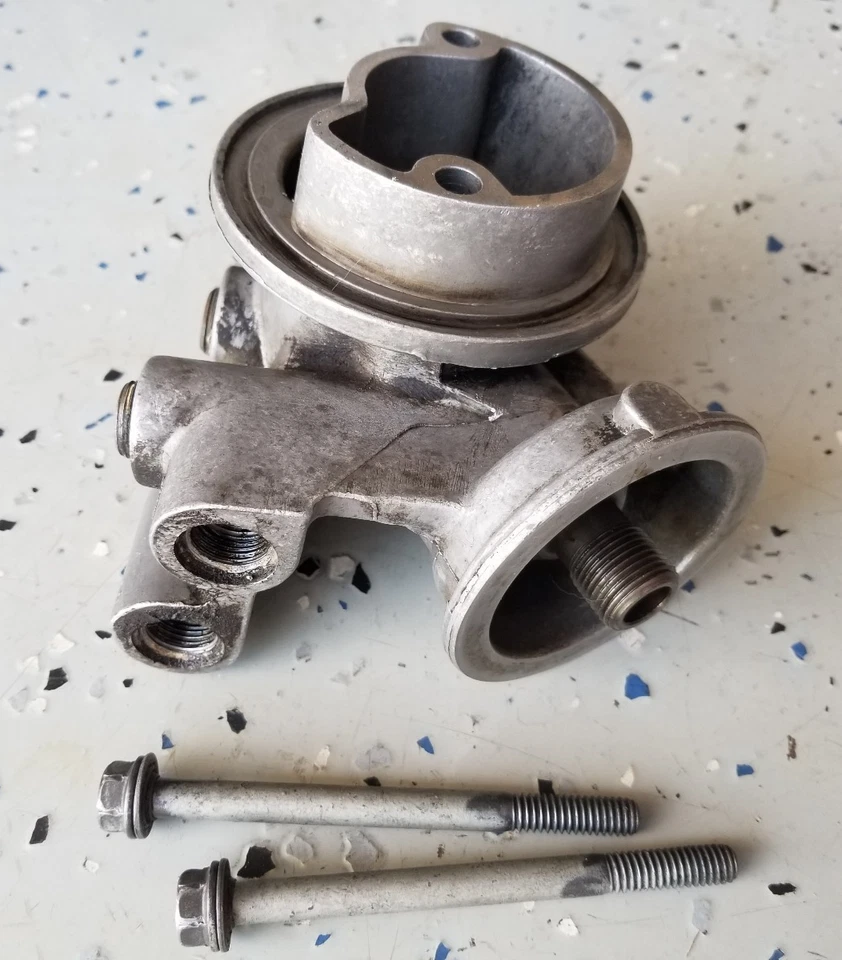 90 91 92 93 94 95 96 97 98 CHEVROLET K1500 GMC 5.7L OIL FILTER ADAPTER 12553036 Foto 4 de 4