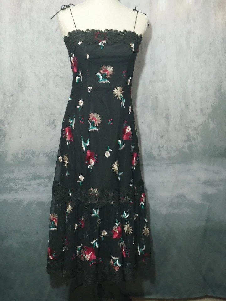 NWT BB Dakota RSVP Dress Size 4 S Mesh Midi Dress Black Lace Floral Embroidered - Изображение 2 из 4