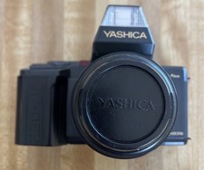 YASHICA Kyocera 230-AF 35mm Film SLR Camera W/ 35-70mm 1:3.3-4.5 Macro Lens
