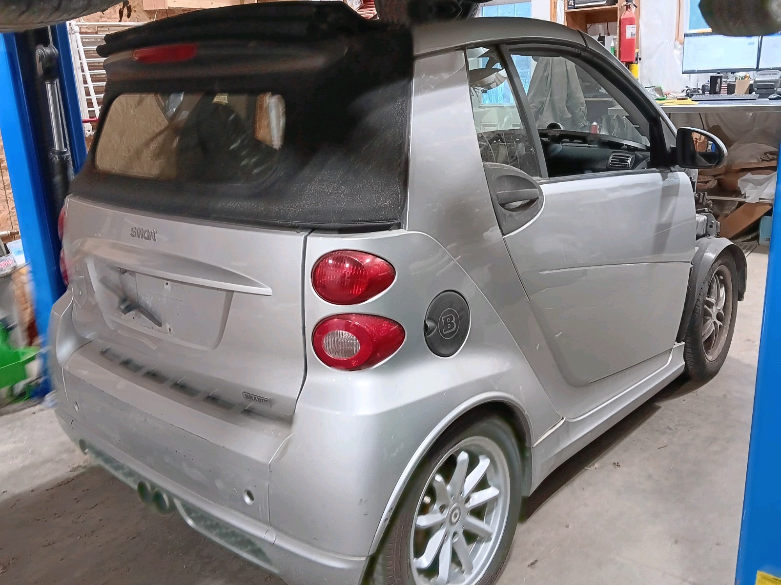 SMART FOR TWO 2009 BRABUS RIGHT HAND PASSENGER SEAT TRACK 451860220210905702016