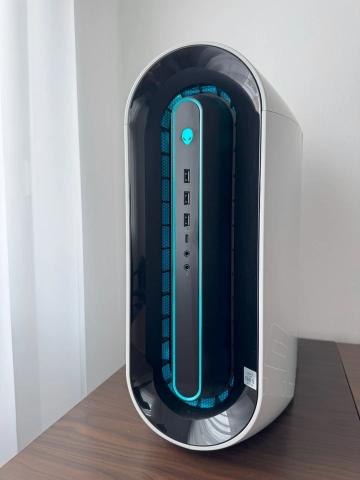 Alienware Aurora R11 Gaming PC - Excellent Condition - i5-10600KF | RTX 2060 | 16GB RAM - Image 2 of 4