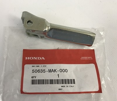 Right Front Footrest Bracket Honda FMX650 SLR650 Transalp 50635