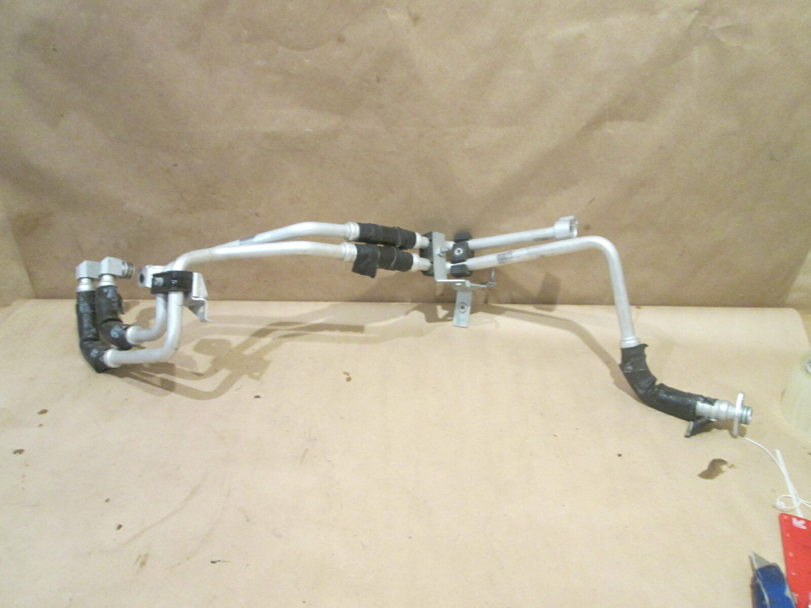Ferrari 488 - Water Delivery & Return Pipes /Gearbox- P/N 330934 - 330917