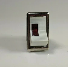 Carling Lighted Rocker Switch On/Off SPST 10A 250VAC 15A 125VAC 28VDC LTILA51