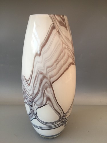 Vintage Caithness Gordon Hendry large tear drop vase - Picture 4 of 10