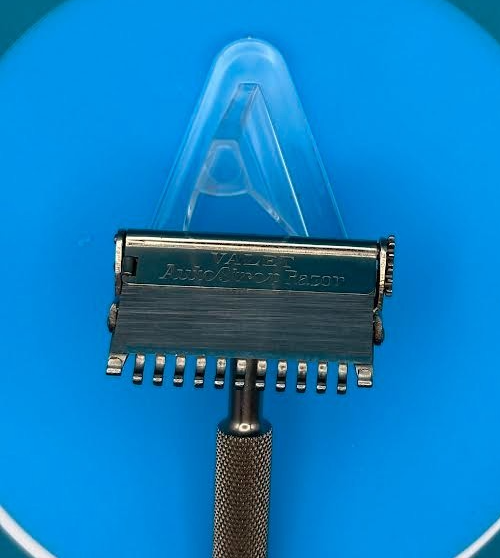 Antique April 9th, 1912 Valet Auto Strop Safety Razor with Black Metal ...