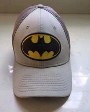 Batman DC Comics Mesh Back Hat Light Grey with Embroidered Logo New Era 39