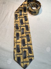 Vintage All Silk Tie Yellow Gray Fun Abstract Pattern Made In USA Italian Silk