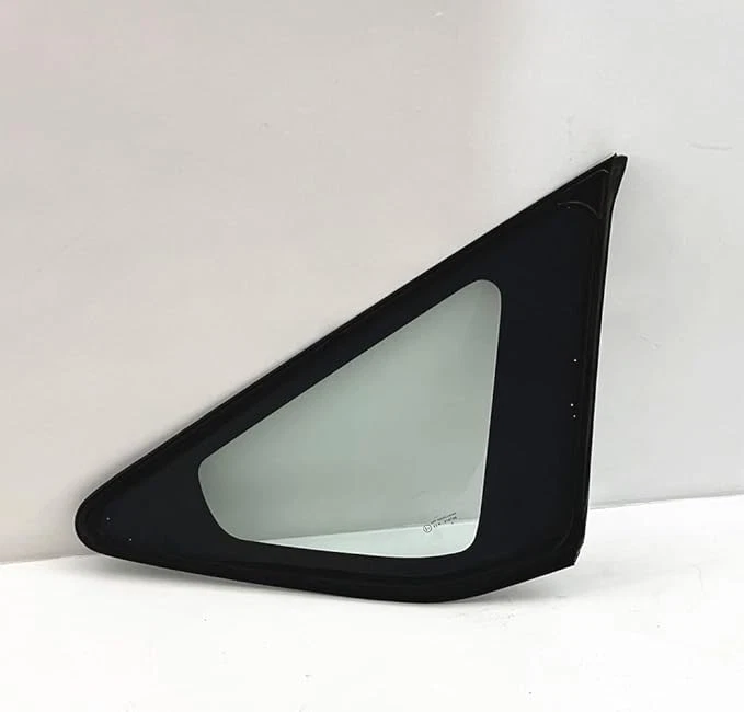12-18 Toyota Prius V Left Rear Quarter Glass Foto 2 de 4
