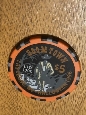 $5.00 Boomtown Casino Las Vegas Nevada $5 Halloween Chip 1996