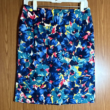 Talbots Petites 4P Blue Floral Knit Pencil Skirt Knee Length Cottagecore Preppy