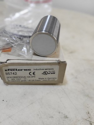 GENUINE IFM 115742 INDUCTIVE PROXIMITY SENSOR IIK3015BBPKG/US 10-36V DC