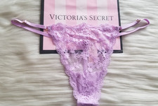VICTORIA'S SECRET DREAM ANGELS ADJUSTABLE V-STRING LACE PANTY MEDIUM SILKY LILAC