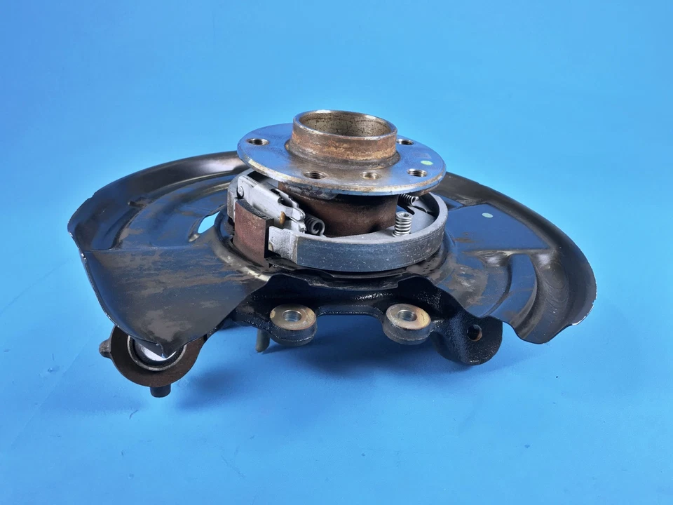 14-19 BMW F22 F23 228I M235I M240I REAR RIGHT PASSENGER SIDE SPINDLE KNUCKLE HUB - Image 3 of 4