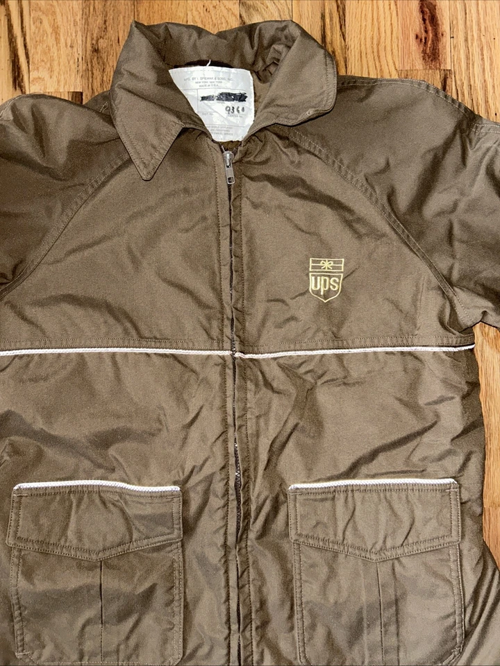 Vintage United Parcel service UPS Employee Jacket Coat Women Lg Zip Quilted USA - Image 2 of 4