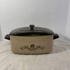 Vintage West Bend Slow Cooker  Dish With Glass Lid.