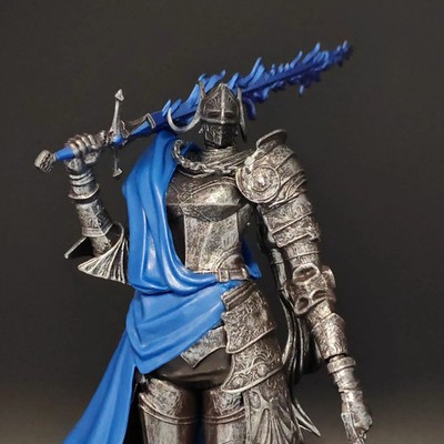 Rellana Twin Moon Knight Figure Full Moon Queen Sword Armored Statue Model Toy