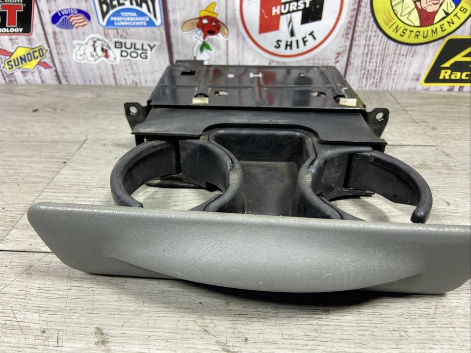 Portavasos bronceado YC3Z2513560CAB para camioneta Ford F250 F350-F550 Super Duty 99-04 Foto 4 de 4