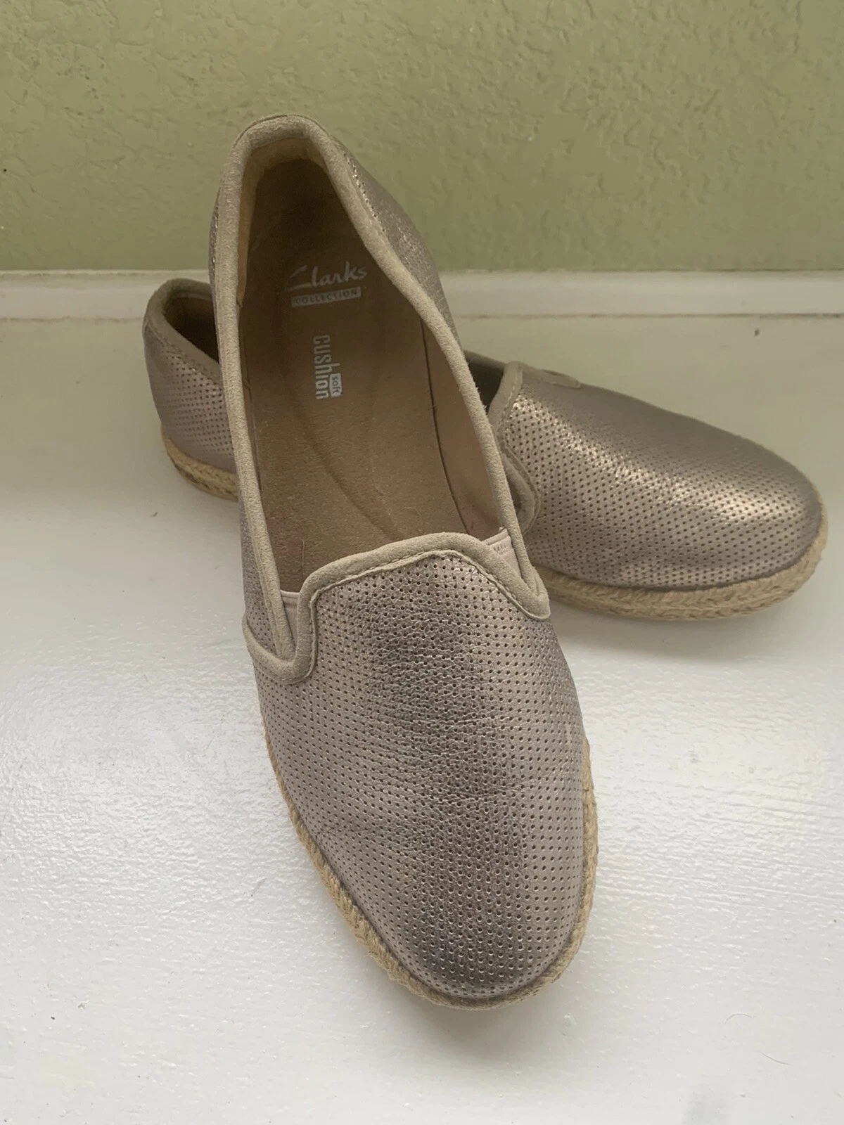 CLARKS CLARK'S Cuscino Morbido Oro Metallizzato Pelle Traforata Ballerine US 8 EU 39