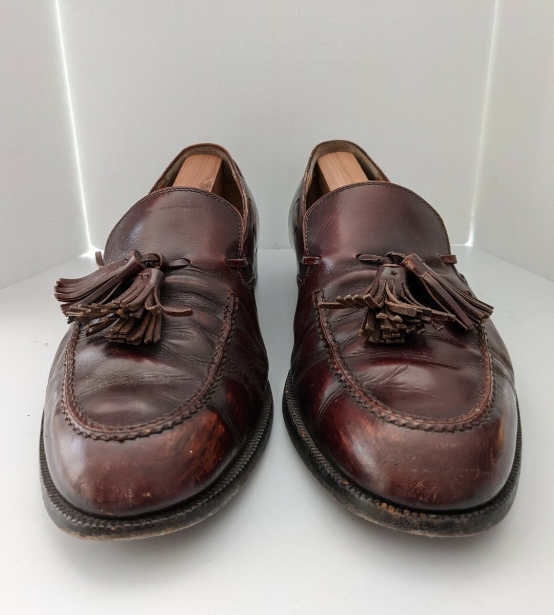 Ferragamo 10 1/2 mens burgundy loafers with tassels vintage salvatore ferragamo Shoes Loafers Tassel Men Size 10.5D  main image 3