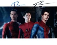 Garfield Tom Holland Tobey Maguire signed 8x10 Picture autographed Photo Pic COA