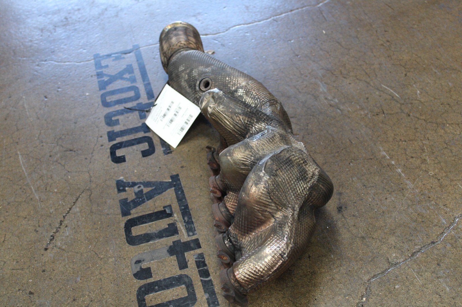 Lamborghini Huracan, LP 610, LH, Exhaust Manifold, Smoke Dmg, Used, 420251211H