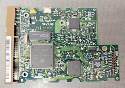 Samsung 3.5'' IDE Hard Drive Control PCB Board BF41-00025A Rev 1 SV0844N 8.4 GB