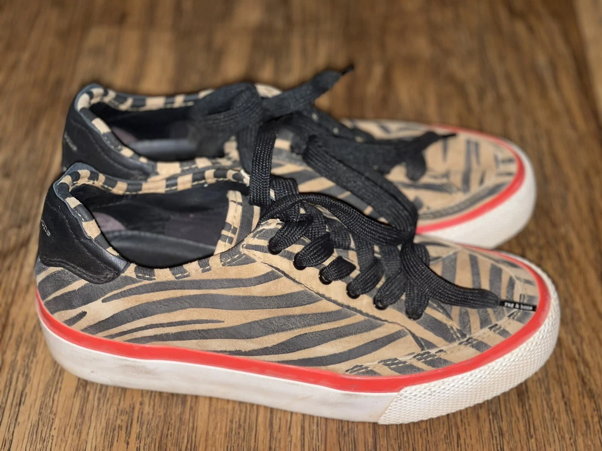 Rb army best sale sneaker