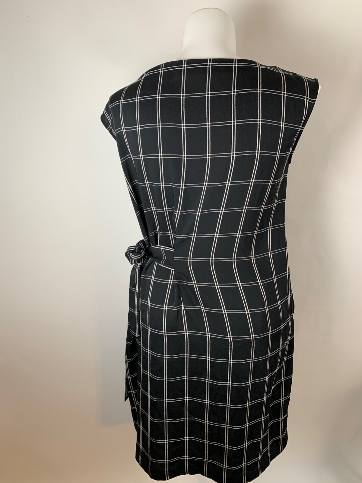 Long Sleeve Plaid Side Tie Dress