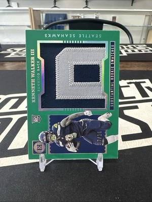Panini Encased Kenneth Walker III Substantial Rookie Swatches Green  SS-17  #/10