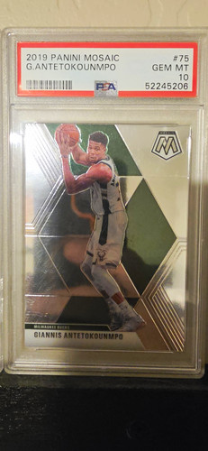 Panini 2019 Mosaic Giannis Antetokounmpo #75 Milwaukee Bucks PSA 10 Card