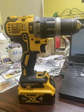 DEWALT DCD796 20V Cordles Compact Hammer Drill  & 4Ah Battery