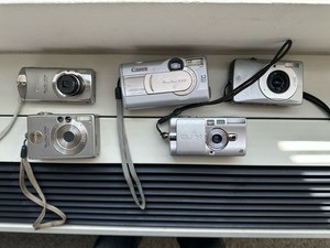 Lot Of 5 Canon Powershot Cameras Untested For Parts Or Repair