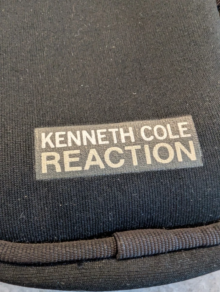 Kenneth Cole Camera Bag - Image 2 of 4