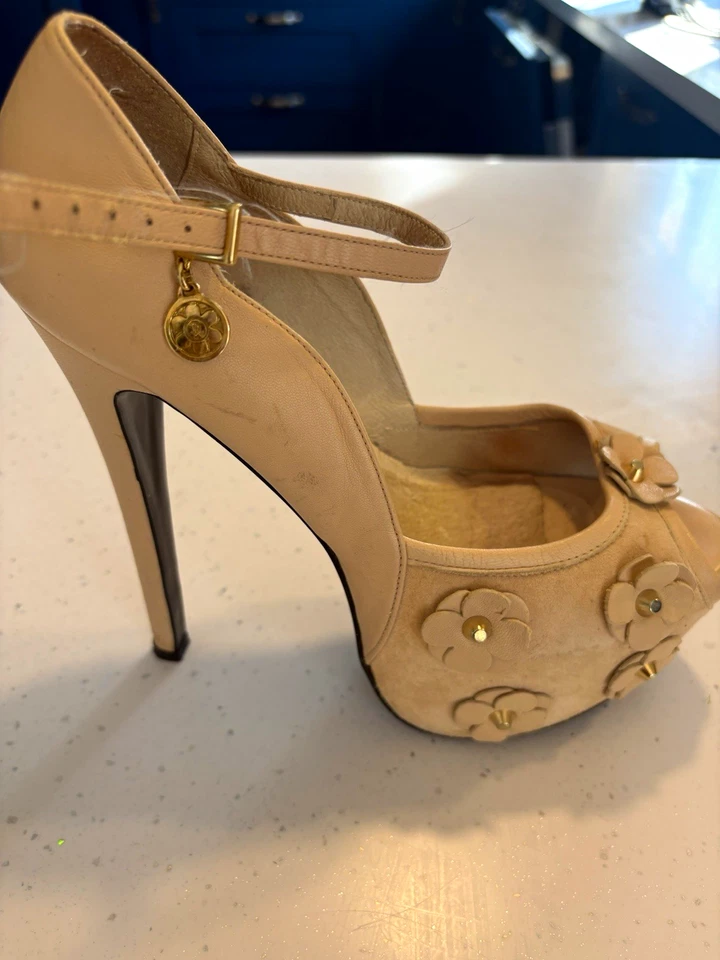 Red or Dead Beige Leather/Suede Flower Ankle Strap Stiletto Heels UK 5 - Image 1 of 4