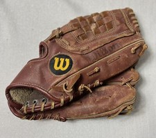 Baseball Glove Wilson A2655 Dave Righetti Field Master RHT Right Hand Throw Mitt