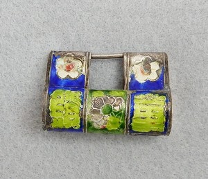 ANTIQUE CHINESE CLOISONNE LOCK PENDANT 40mm x 27.5mm