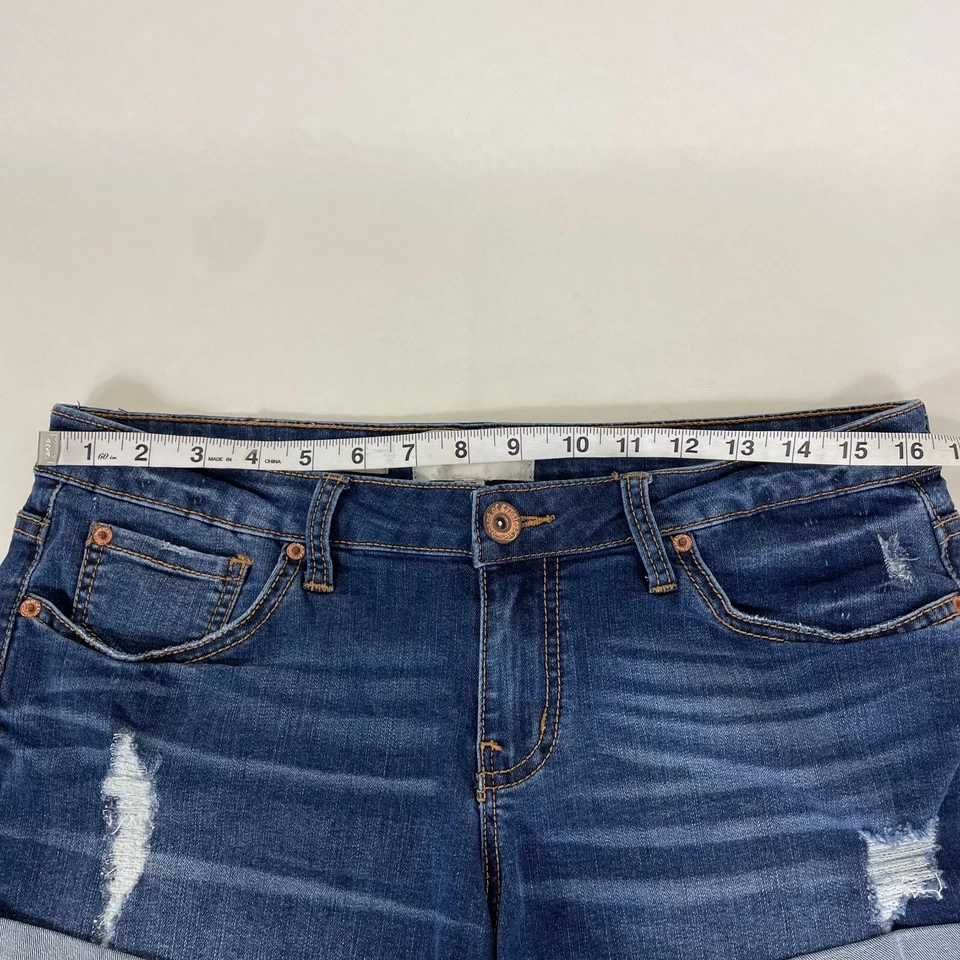 Shorts jeans feminino Band of Gypsies Allie Boyfriend desgastado tamanho 27 verão - Imagem 4 de 4